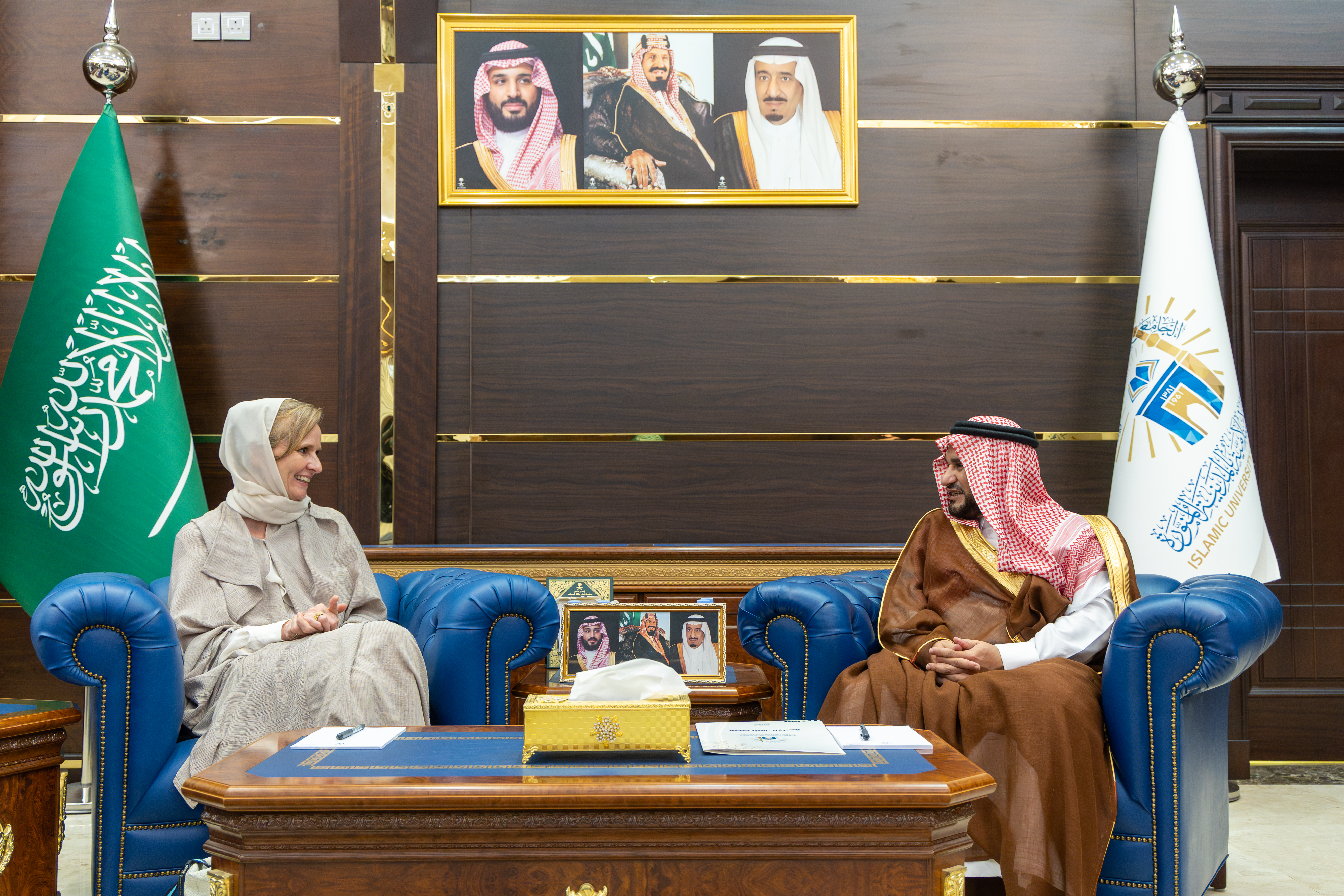 نيابة عن رئيس الجامعة الإسلامية… وكيل الجامعة للدراسات العليا والبحث العلمي يستقبل القنصل العام لجمهورية ألمانيا الاتحادية